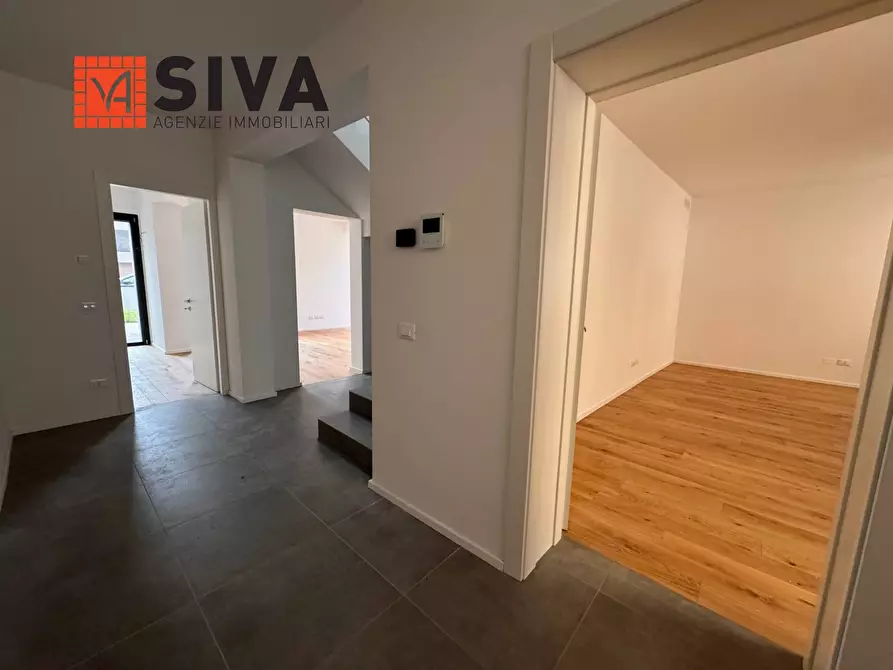 Immagine 8 di Villa in vendita  in Via Angelo Lolli 11 a Ravenna