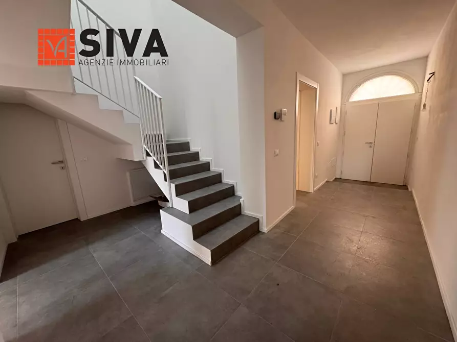 Immagine 10 di Villa in vendita  in Via Angelo Lolli 11 a Ravenna