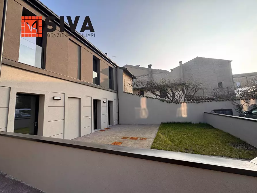 Immagine 30 di Villa in vendita  in Via Angelo Lolli 11 a Ravenna