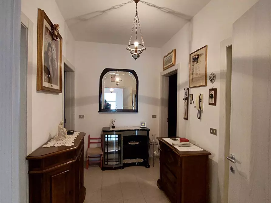 Immagine 11 di Casa indipendente in vendita  a Ravenna