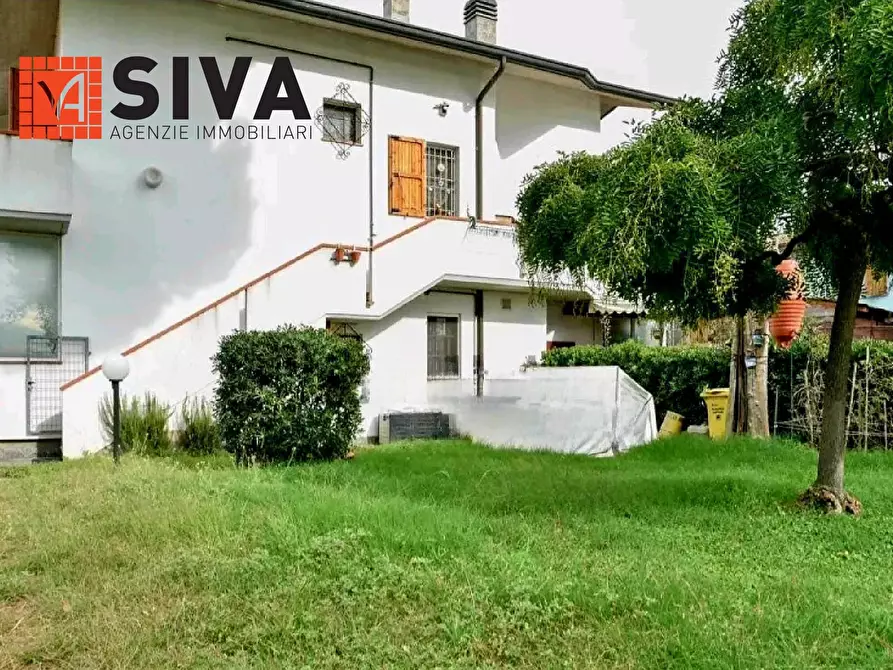 Immagine 1 di Villetta a schiera in vendita  in Viale Amedeo Modigliani 62 a Ravenna