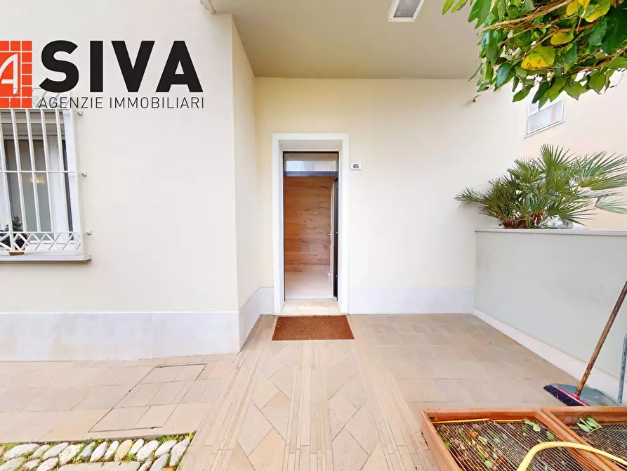 Immagine 1 di Casa indipendente in vendita  in Via Fiume Avisio 85 a Ravenna
