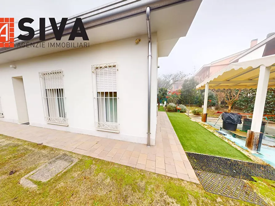 Immagine 5 di Casa indipendente in vendita  in Via Fiume Avisio 83 a Ravenna