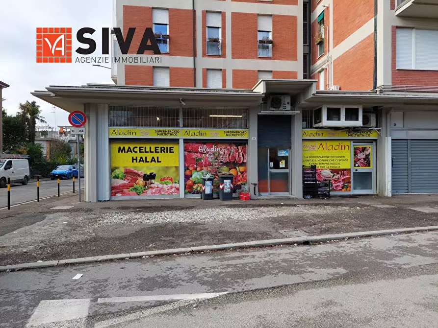 Immagine 3 di Locale commerciale in vendita  in via narsete / via atalarico 20/26 a Ravenna