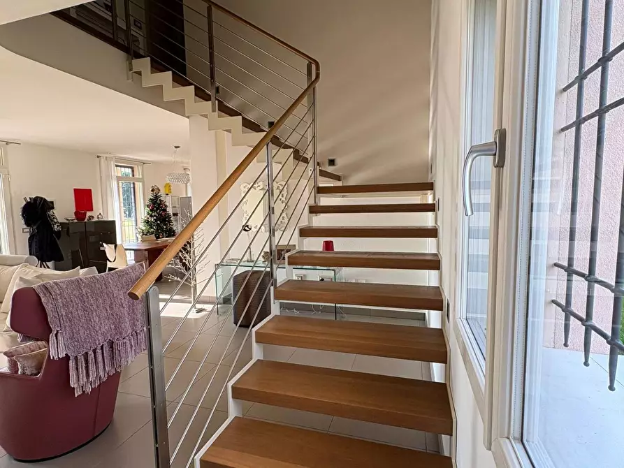 Immagine 14 di Villa in vendita  in via croce 42 a Russi