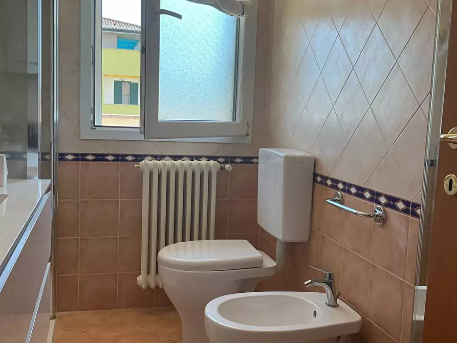 Immagine 23 di Appartamento in vendita  in Via Argirocastro 74 a Ravenna