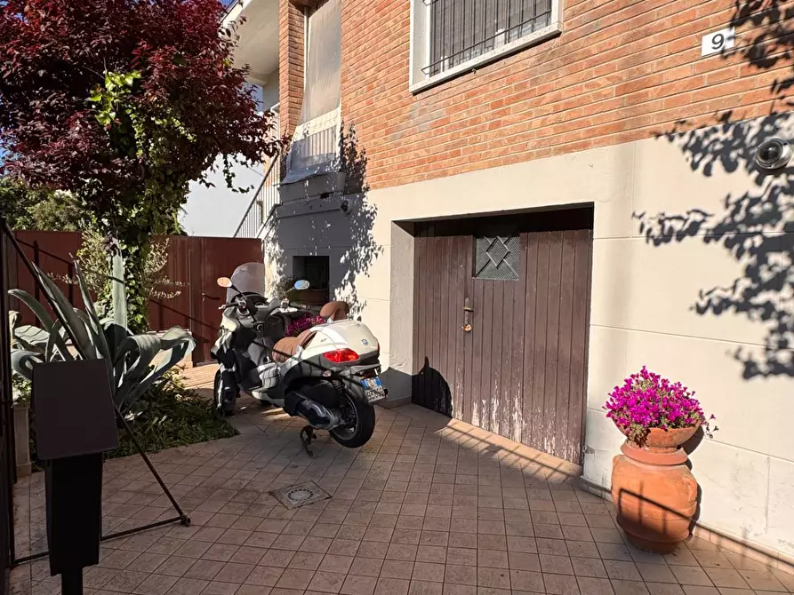 Immagine 2 di Villetta a schiera in vendita  in Via Monte San Marco a Ravenna