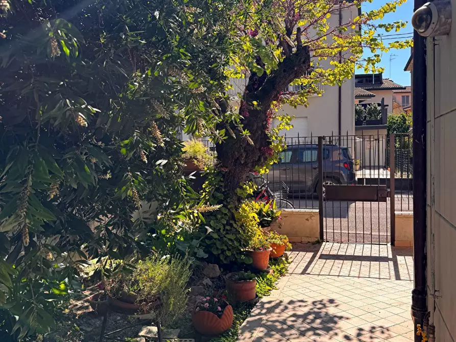 Immagine 49 di Villetta a schiera in vendita  in Via Monte San Marco a Ravenna