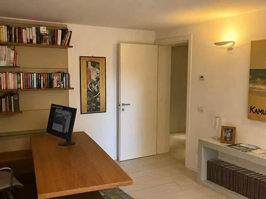 Immagine 7 di Villa in vendita  in via mario montanari 8 a Ravenna