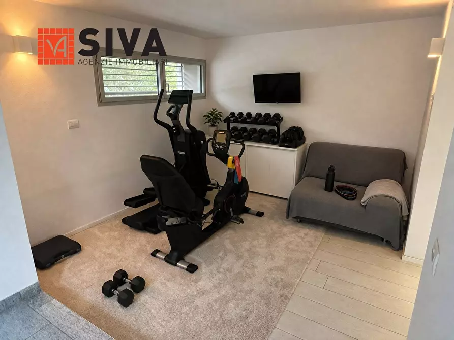 Immagine 9 di Villa in vendita  in via mario montanari 8 a Ravenna