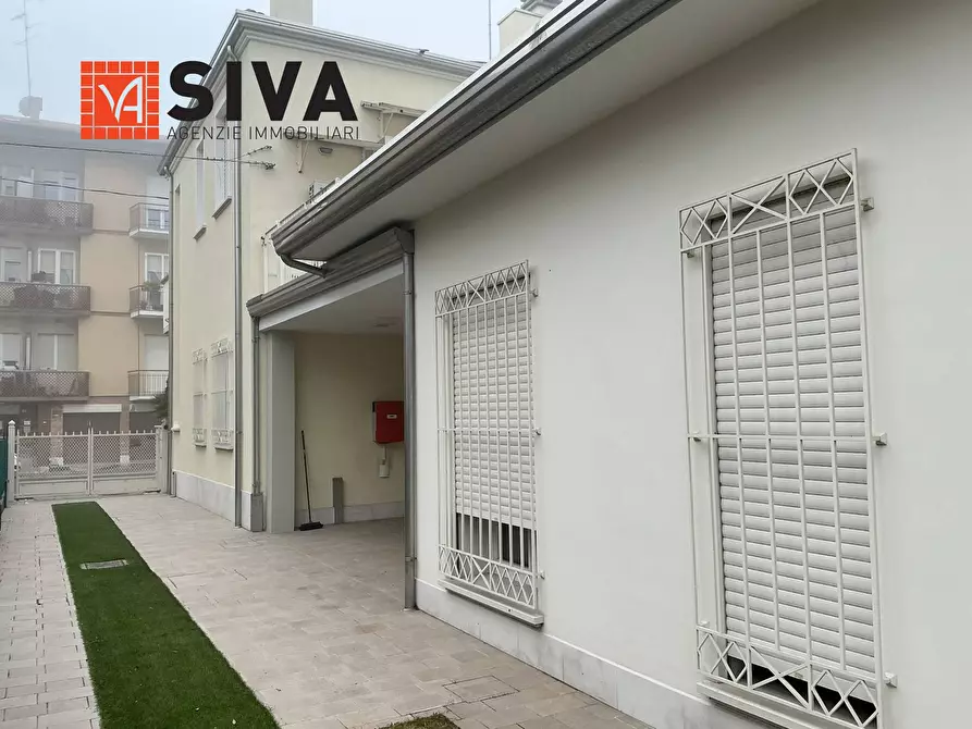 Immagine 4 di Casa indipendente in vendita  in Via Fiume Avisio 83 a Ravenna