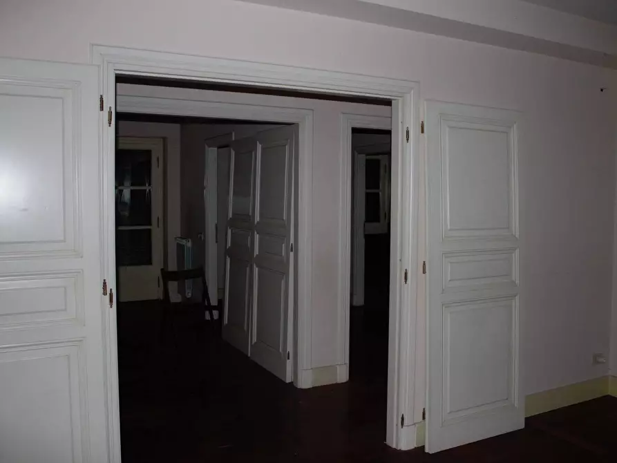 Immagine 10 di Villa in vendita  in Via Della Mendola a Roma