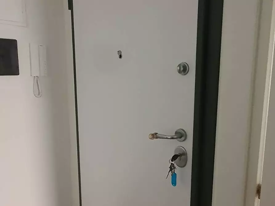 Immagine 2 di Appartamento in affitto  in VIA EBRO a Milano