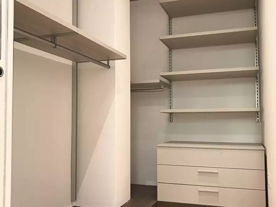 Immagine 8 di Appartamento in affitto  in Via Piero Della Francesca a Milano