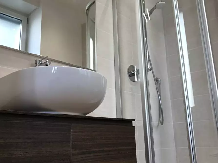 Immagine 9 di Appartamento in affitto  in Via Piero Della Francesca a Milano