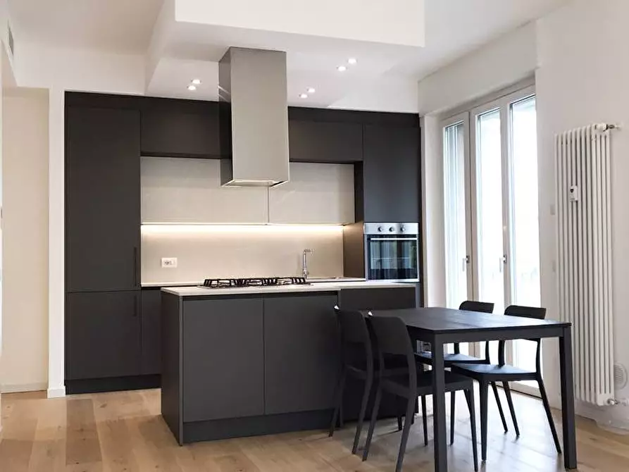 Immagine 3 di Appartamento in affitto  in Piazzale Segrino a Milano