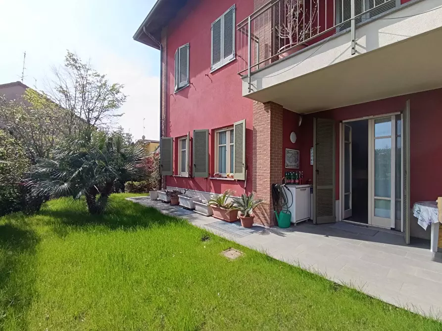 Immagine 13 di Appartamento in vendita  a Peschiera Borromeo