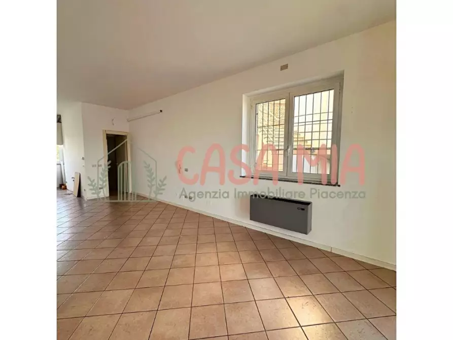 Immagine 8 di Ufficio in vendita  in via emilia est a Agazzano