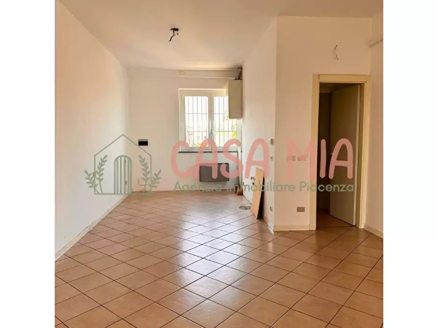 Immagine 19 di Ufficio in vendita  in via emilia est a Agazzano