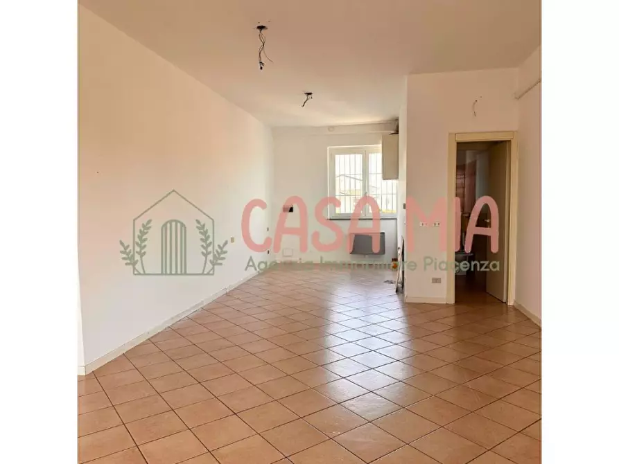 Immagine 23 di Ufficio in vendita  in via emilia est a Agazzano