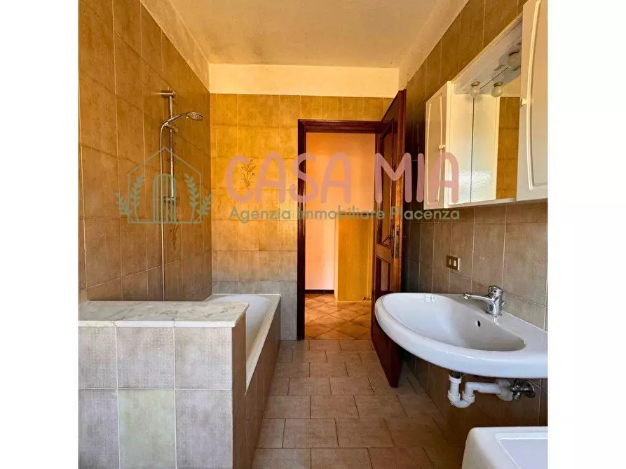 Immagine 24 di Appartamento in vendita  in Via emilia pavese 1 a Agazzano