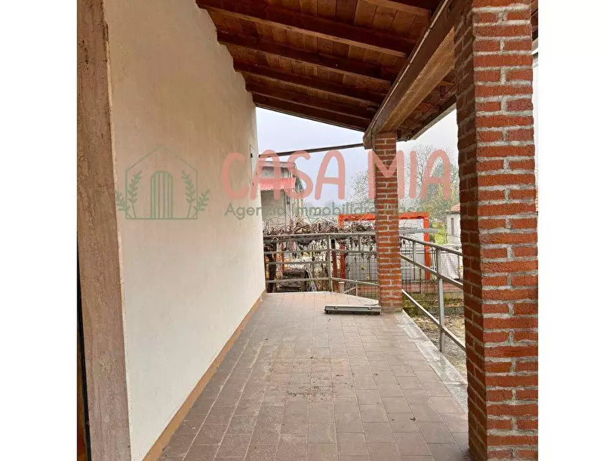 Immagine 11 di Magazzino in vendita  in via de amicis a Agazzano