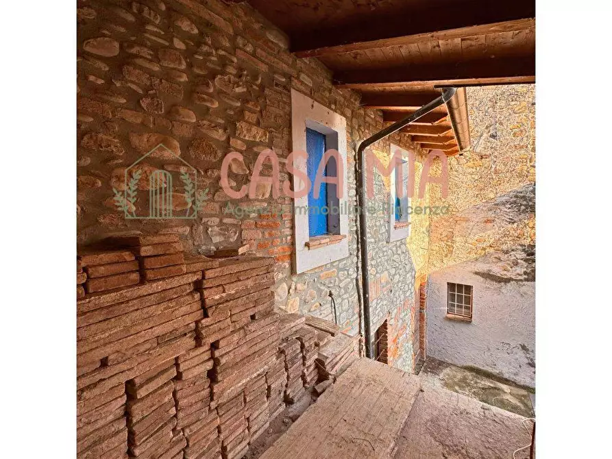 Immagine 25 di Casa semindipendente in vendita  in Località Ca buschi a Rivergaro