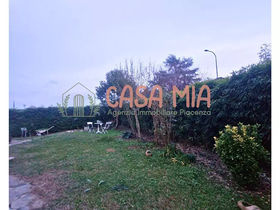 Immagine 10 di Appartamento in vendita  in VIA PO a Agazzano