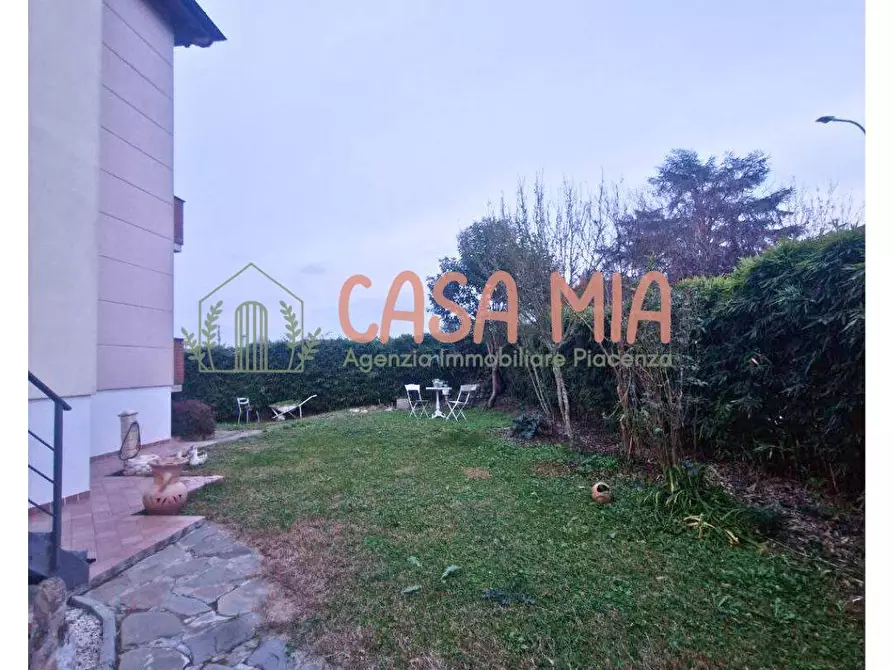 Immagine 11 di Appartamento in vendita  in VIA PO a Agazzano