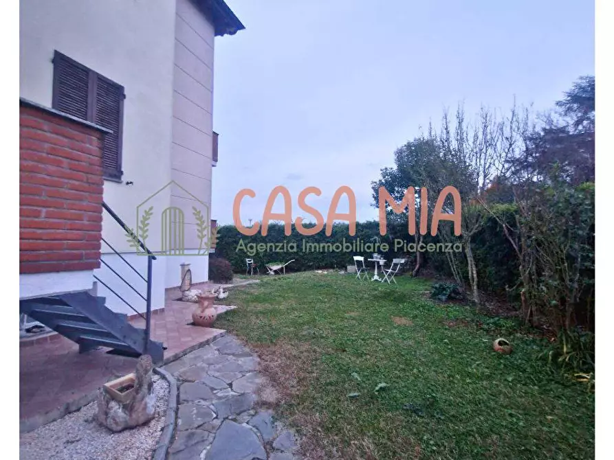 Immagine 12 di Appartamento in vendita  in VIA PO a Agazzano