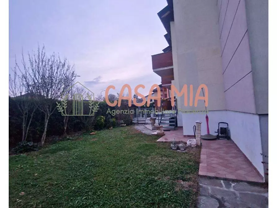 Immagine 15 di Appartamento in vendita  in VIA PO a Agazzano