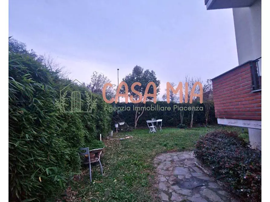 Immagine 21 di Appartamento in vendita  in VIA PO a Agazzano