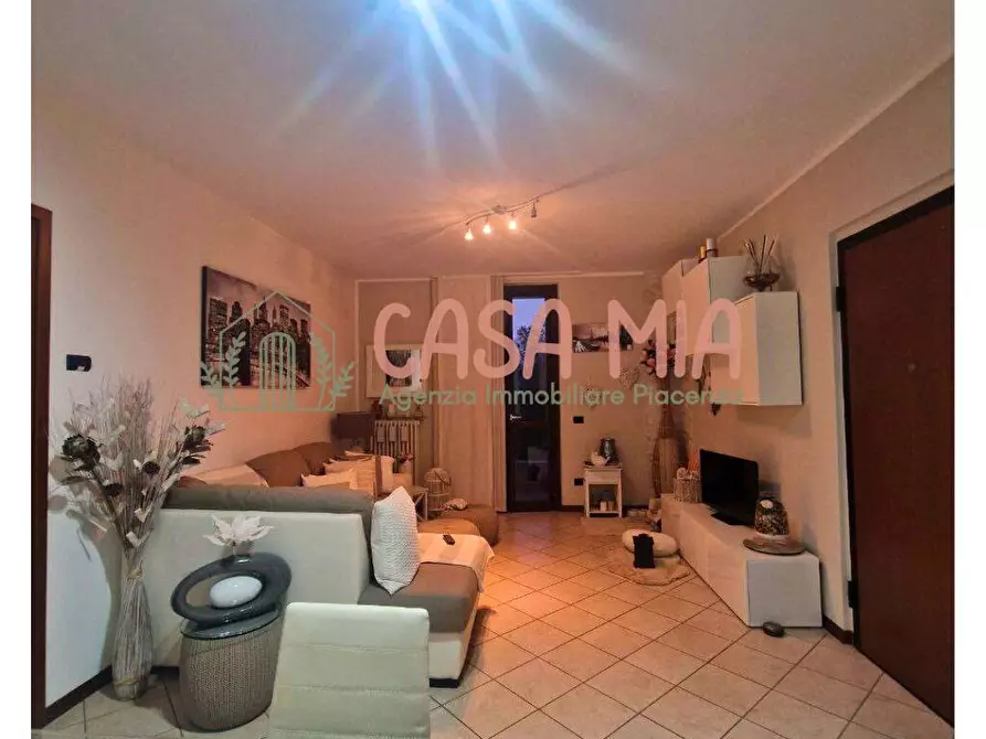 Immagine 3 di Appartamento in vendita  in VIA PO a Agazzano