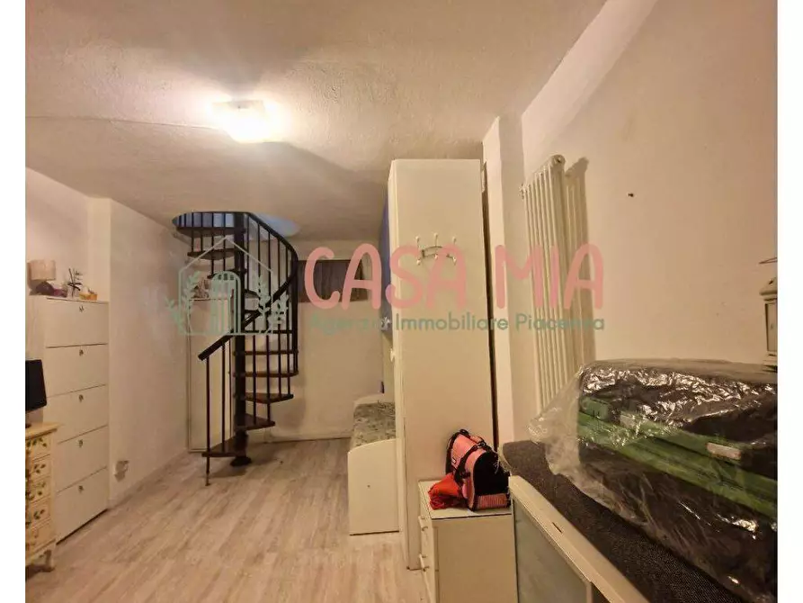 Immagine 32 di Appartamento in vendita  in VIA PO a Agazzano