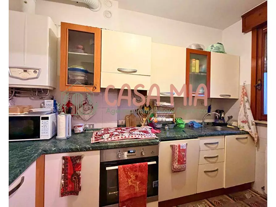 Immagine 12 di Appartamento in vendita  in Via Castello Chiapponi a Agazzano