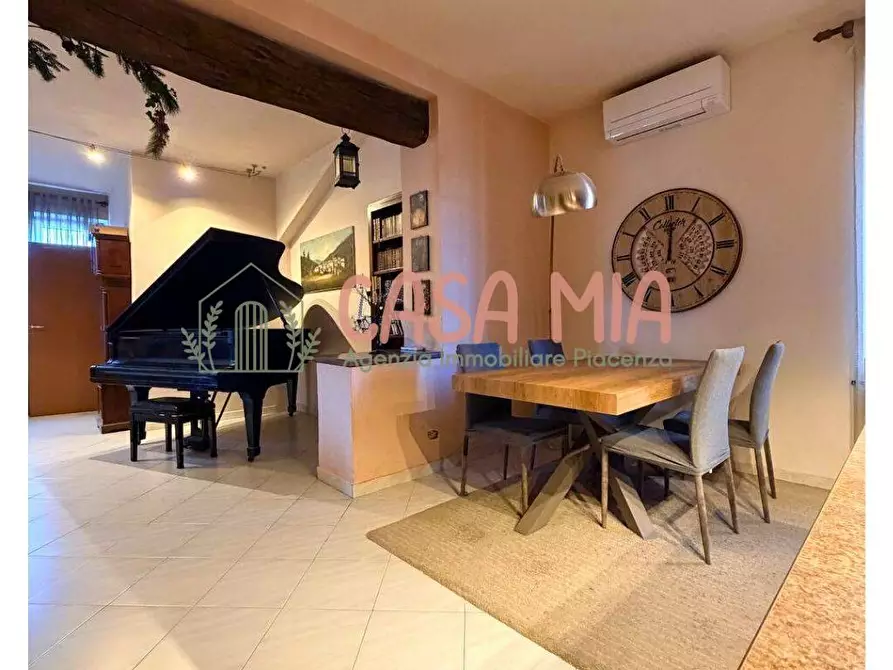 Immagine 18 di Villa in vendita  in Via Agazzano a Agazzano