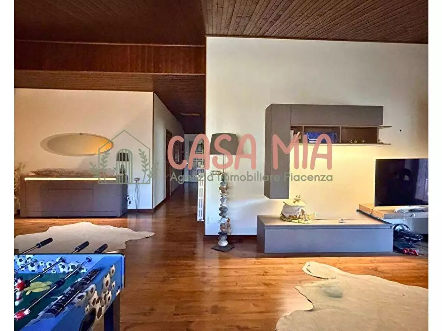 Immagine 35 di Villa in vendita  in Via Agazzano a Agazzano