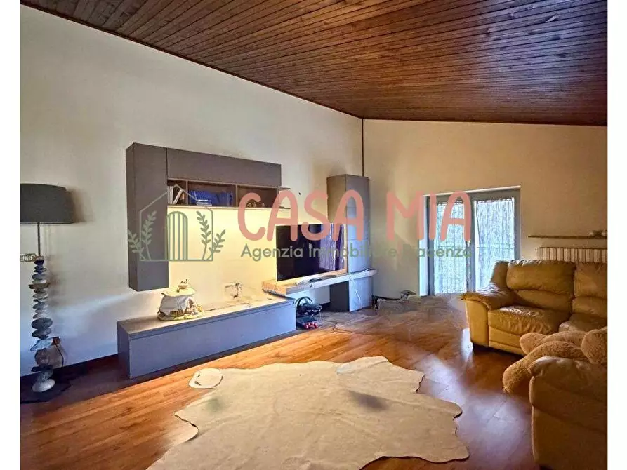 Immagine 36 di Villa in vendita  in Via Agazzano a Agazzano