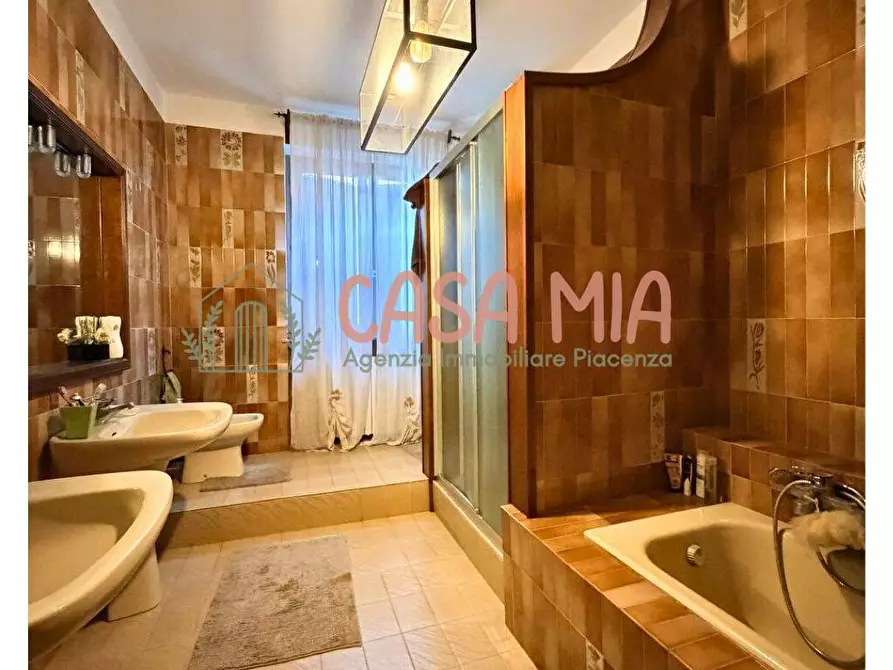 Immagine 47 di Villa in vendita  in Via Agazzano a Agazzano