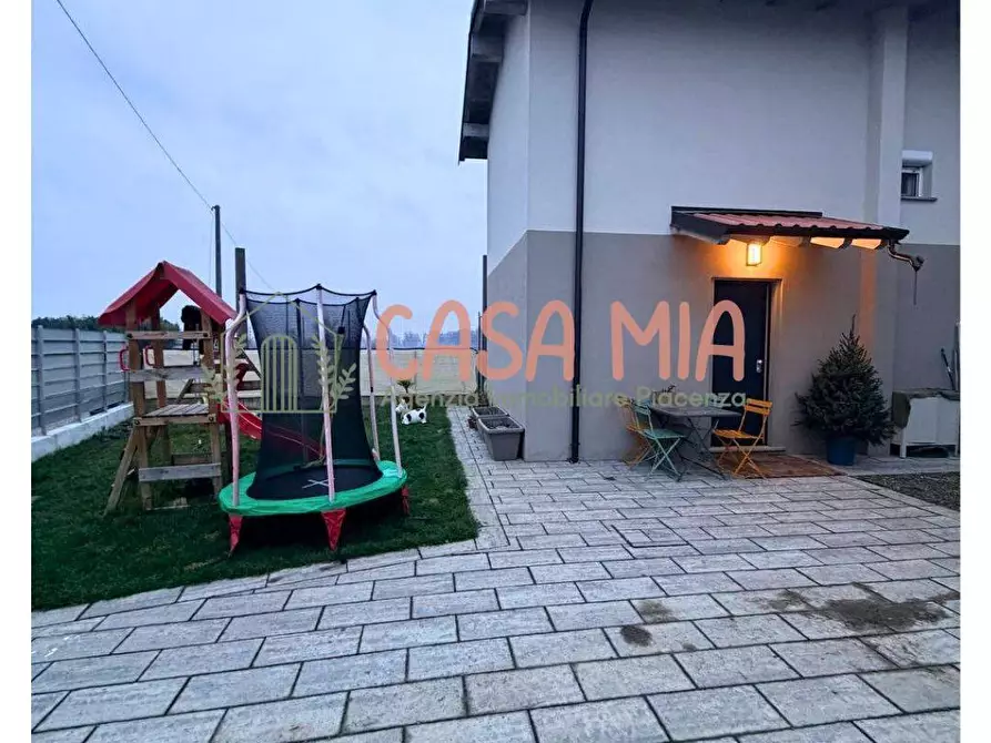 Immagine 2 di Villa in vendita  in località Rossia 12 a Gossolengo