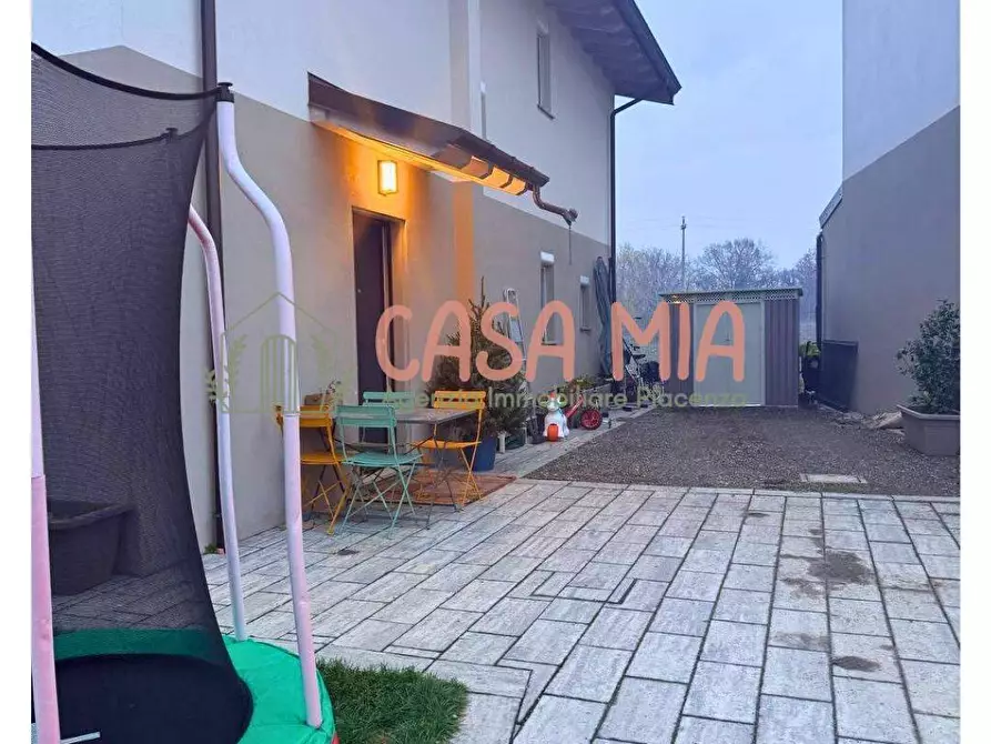 Immagine 3 di Villa in vendita  in località Rossia 12 a Gossolengo