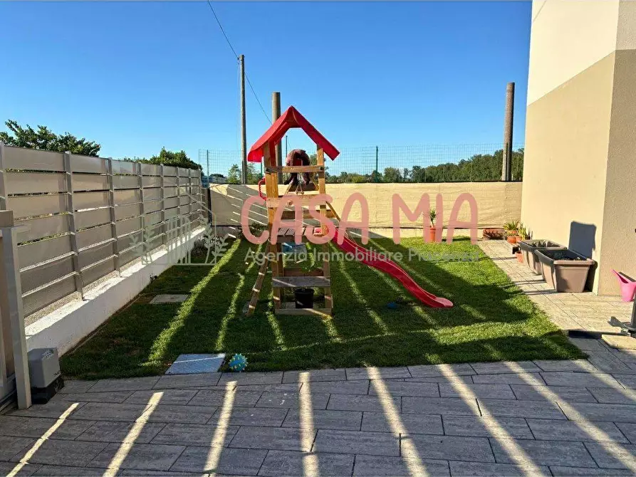 Immagine 7 di Villa in vendita  in località Rossia 12 a Gossolengo