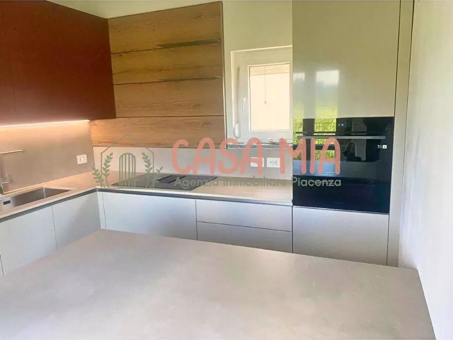 Immagine 15 di Villa in vendita  in località Rossia 12 a Gossolengo