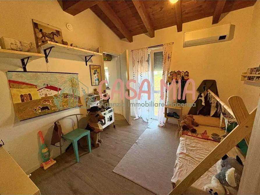 Immagine 30 di Villa in vendita  in località Rossia 12 a Gossolengo