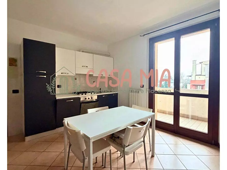 Immagine 1 di Appartamento in vendita  in via volta a Agazzano