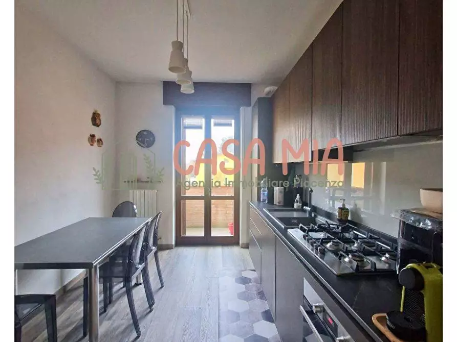 Immagine 5 di Appartamento in vendita  in VIA MAMAGO ROSO a Agazzano