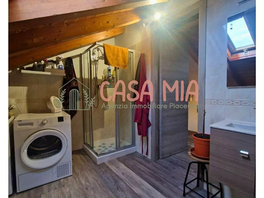 Immagine 8 di Appartamento in vendita  in VIA MAMAGO ROSO a Agazzano