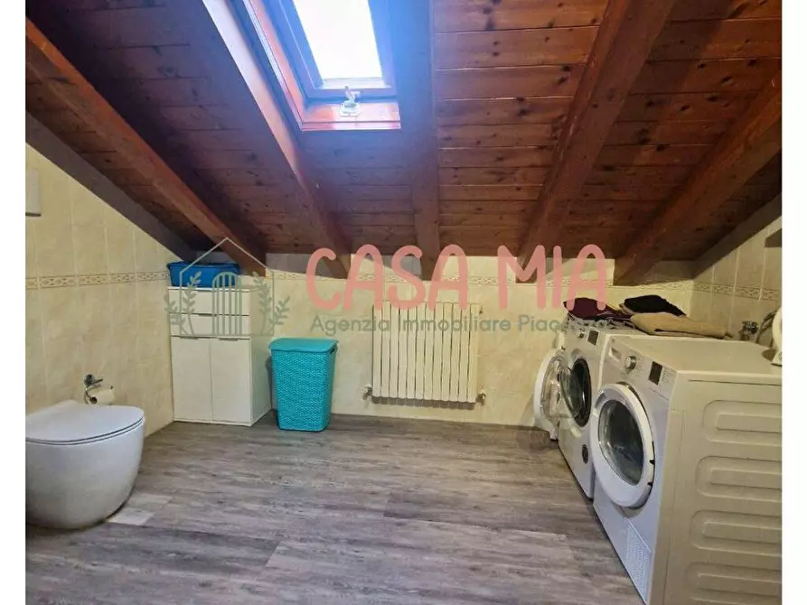 Immagine 18 di Appartamento in vendita  in VIA MAMAGO ROSO a Agazzano