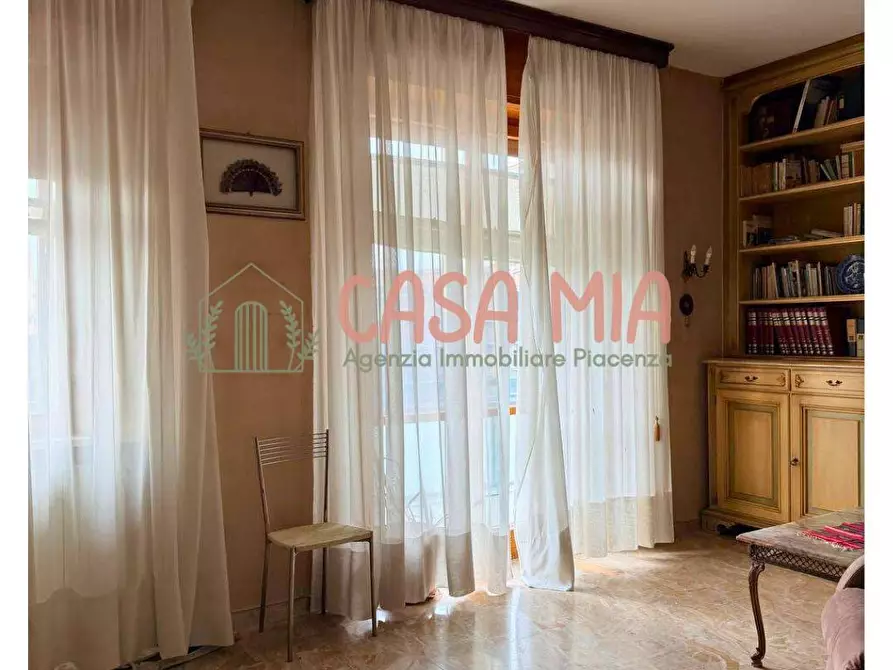 Immagine 5 di Appartamento in vendita  in Via Feliziani a Piacenza