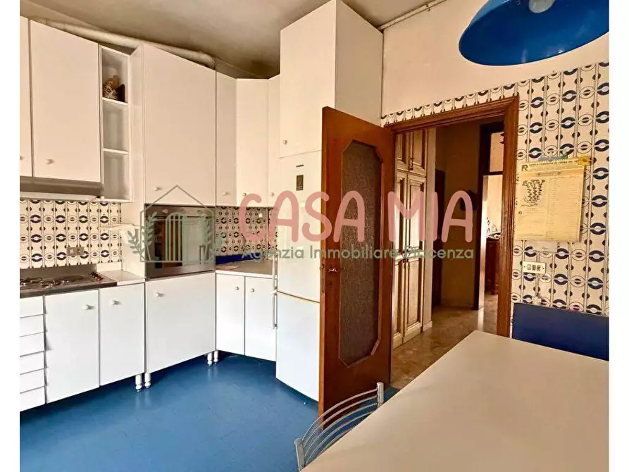 Immagine 9 di Appartamento in vendita  in Via Feliziani a Piacenza